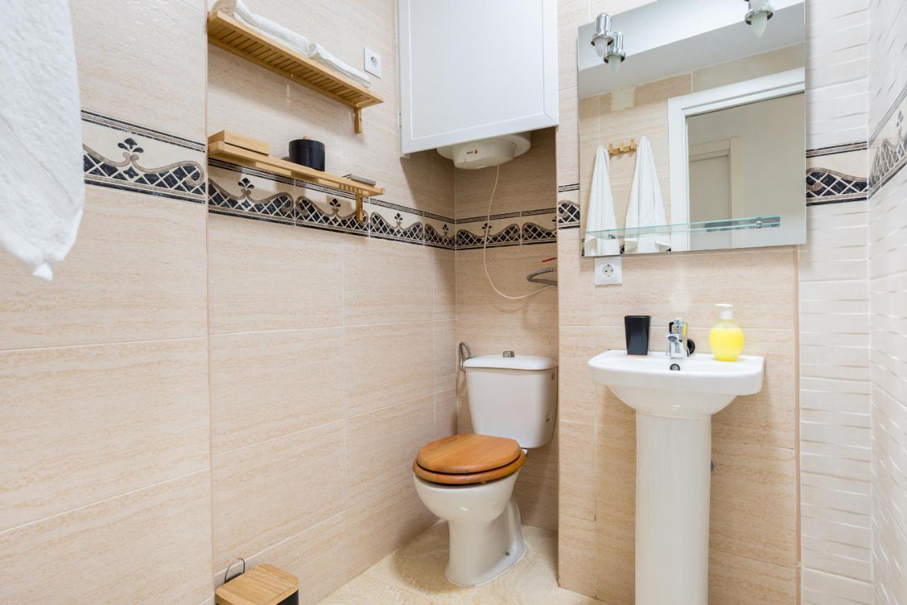 Mp5-Just Renovated Apartment Right On The Beach Málaga Kültér fotó